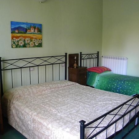 Le Petit Fleur Hotel Bareggio ภายนอก รูปภาพ